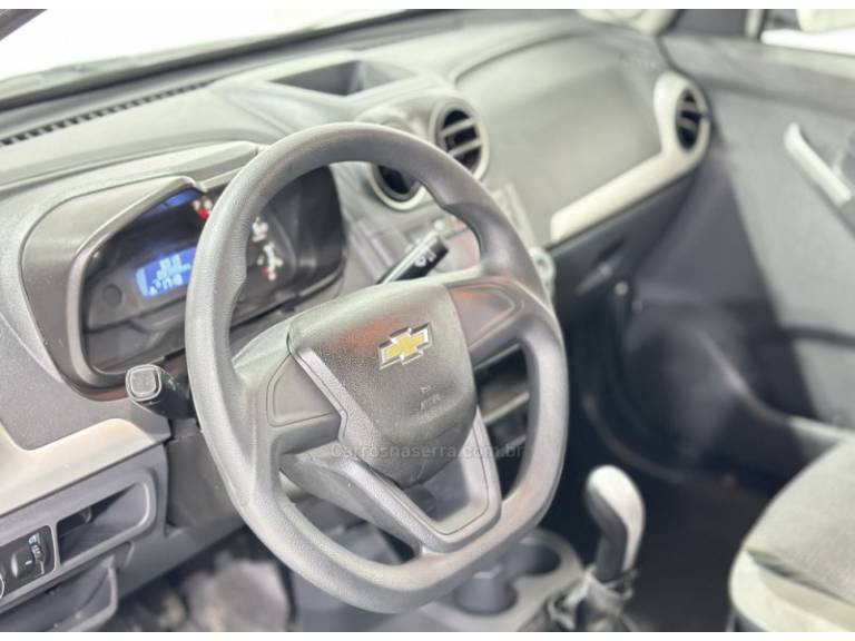 CHEVROLET - MONTANA - 2015/2016 - Branca - R$ 44.900,00
