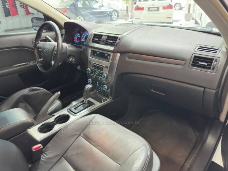 FORD - FUSION - 2010/2011 - Branca - R$ 54.900,00