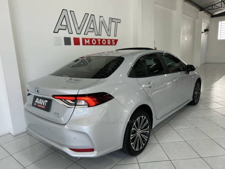 TOYOTA - COROLLA - 2023/2023 - Prata - R$ 152.900,00