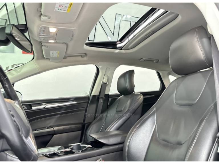 FORD - FUSION - 2014/2014 - Cinza - R$ 85.900,00