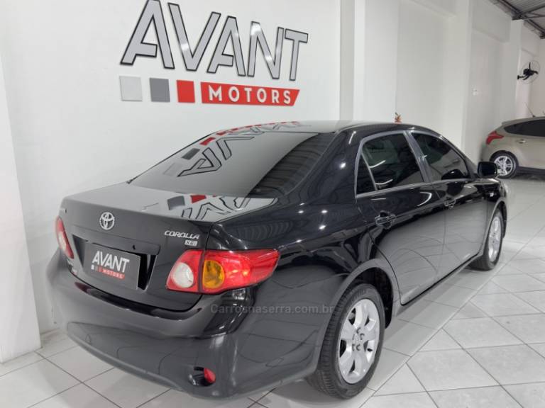 TOYOTA - COROLLA - 2008/2009 - Preta - R$ 54.900,00