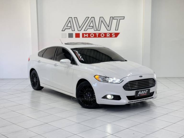 FORD - FUSION - 2013/2014 - Branca - R$ 79.900,00