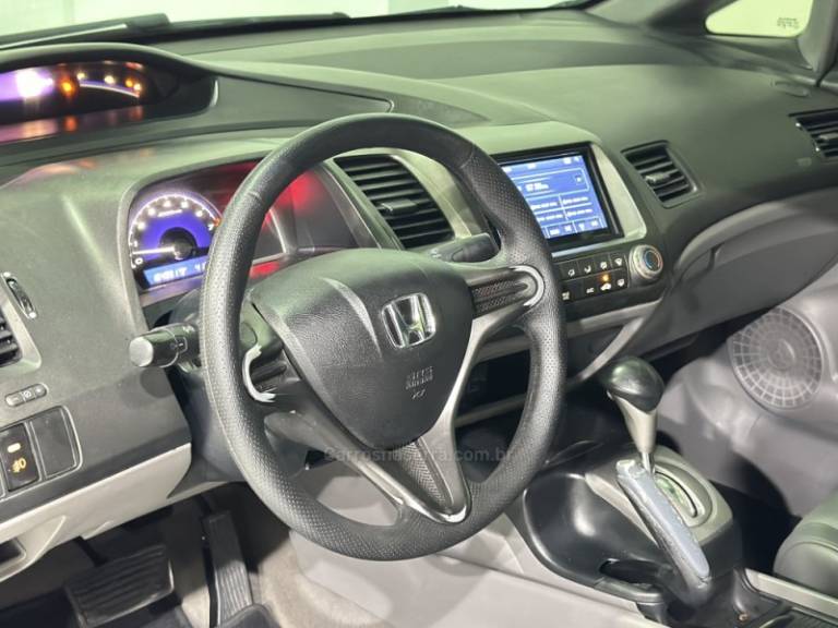HONDA - CIVIC - 2008/2008 - Prata - R$ 47.900,00