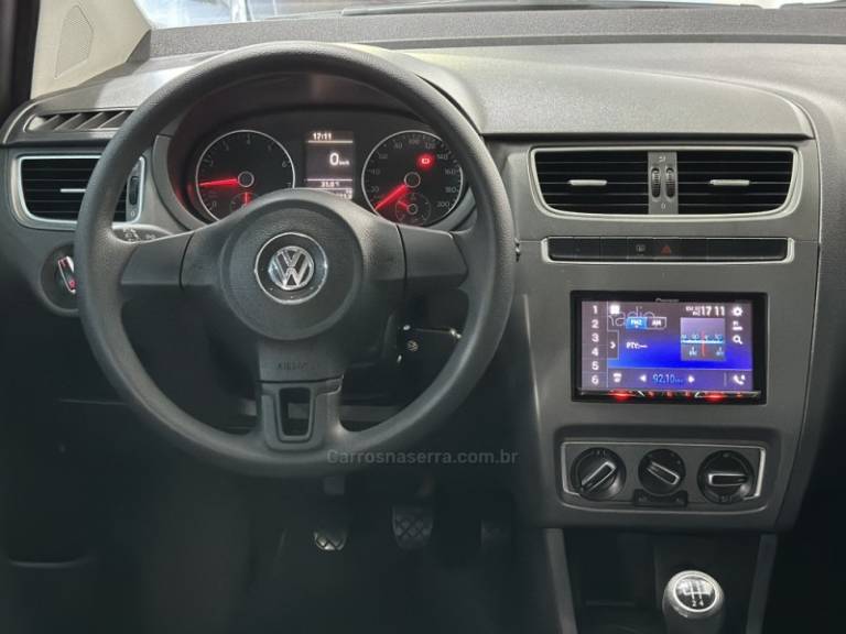 VOLKSWAGEN - FOX - 2014/2014 - Branca - R$ 42.900,00