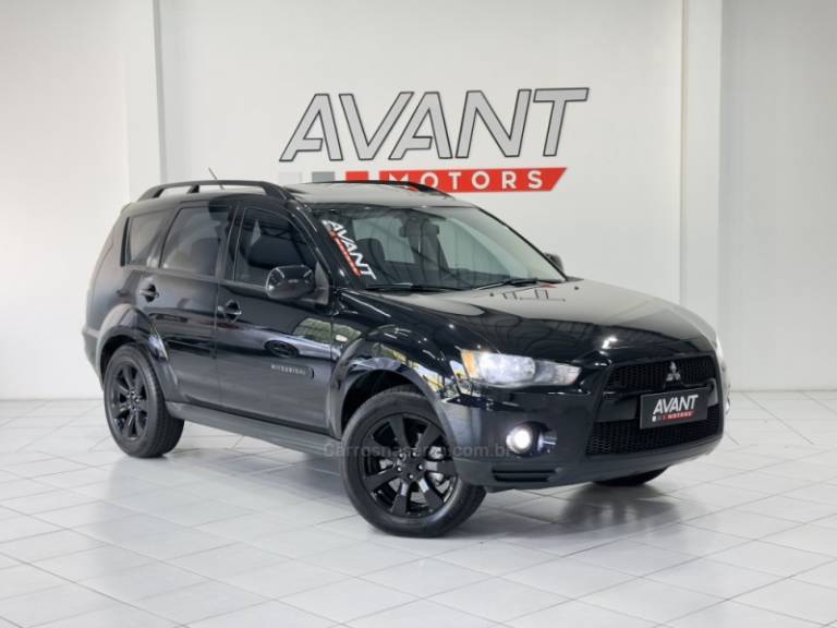 MITSUBISHI - OUTLANDER - 2010/2011 - Preta - R$ 65.900,00
