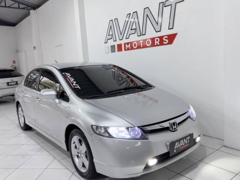 HONDA - CIVIC - 2008/2008 - Prata - R$ 47.900,00