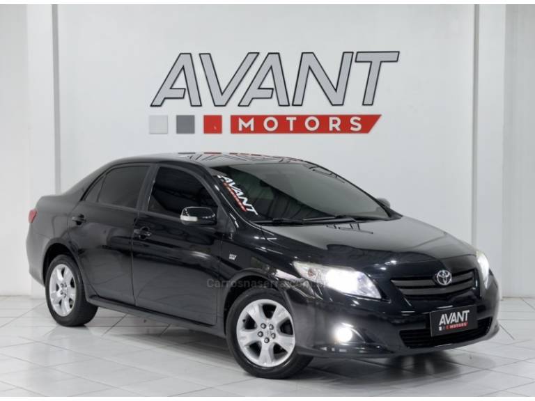 TOYOTA - COROLLA - 2008/2009 - Preta - R$ 54.900,00