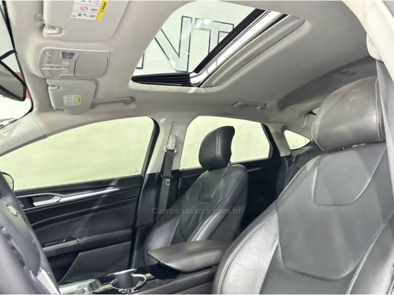 FORD - FUSION - 2013/2014 - Branca - R$ 79.900,00