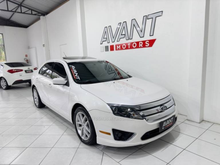 FORD - FUSION - 2010/2011 - Branca - R$ 54.900,00