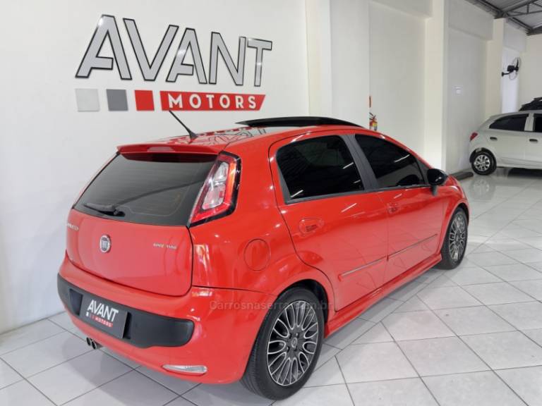 FIAT - PUNTO - 2013/2013 - Vermelha - R$ 51.900,00