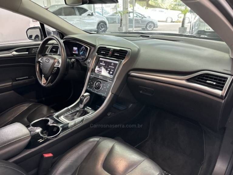 FORD - FUSION - 2014/2014 - Cinza - R$ 85.900,00