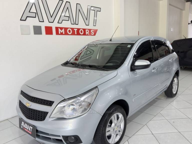 CHEVROLET - AGILE - 2011/2011 - Prata - R$ 36.900,00