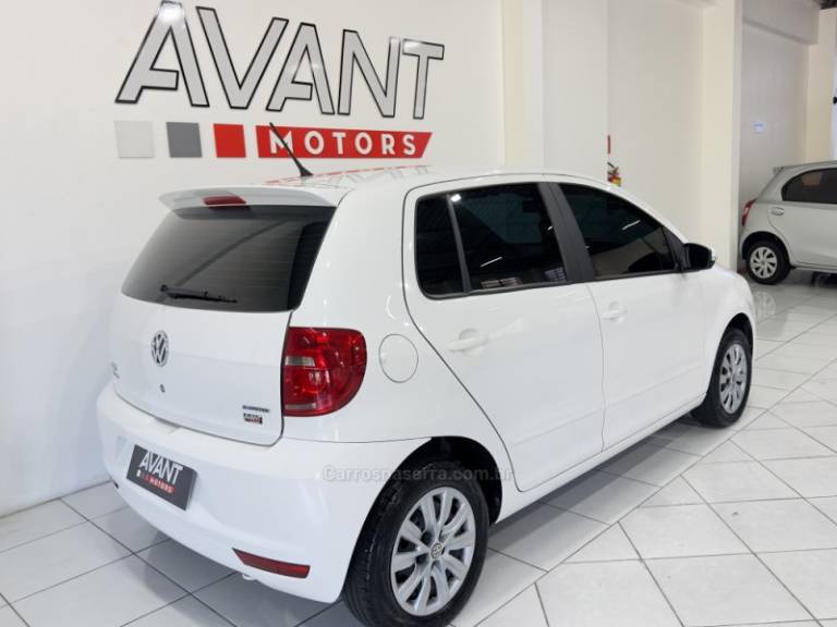 VOLKSWAGEN - FOX - 2014/2014 - Branca - R$ 42.900,00