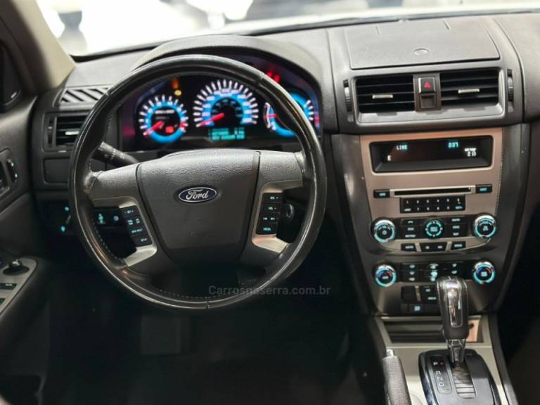 FORD - FUSION - 2010/2011 - Branca - R$ 54.900,00