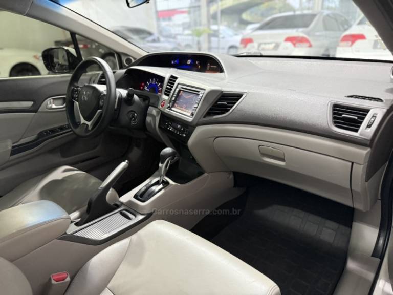 HONDA - CIVIC - 2013/2013 - Branca - R$ 78.900,00