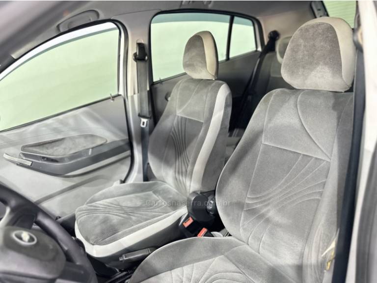 CHEVROLET - AGILE - 2011/2011 - Prata - R$ 36.900,00