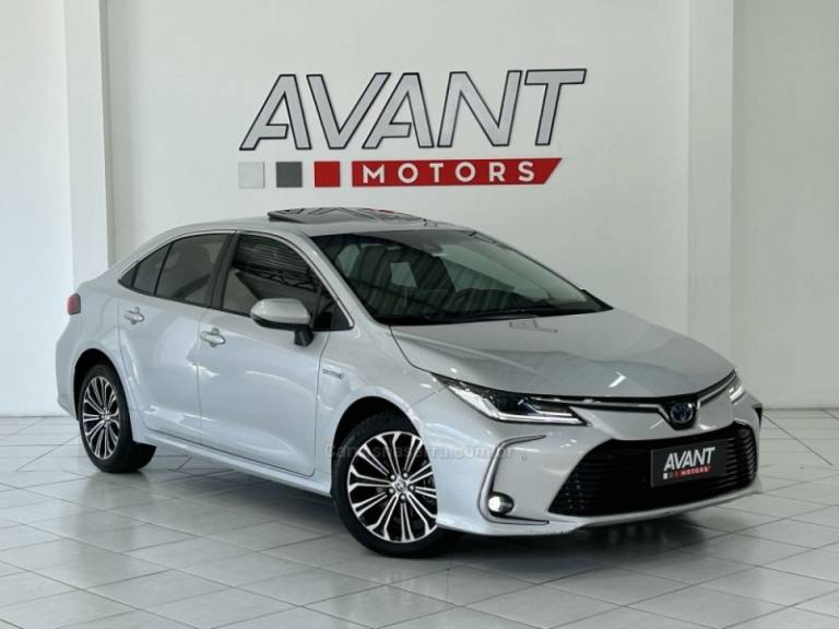TOYOTA - COROLLA - 2023/2023 - Prata - R$ 152.900,00