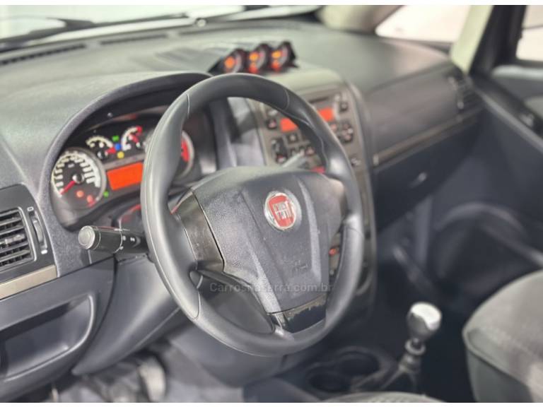 FIAT - IDEA - 2011/2011 - Preta - R$ 29.900,00