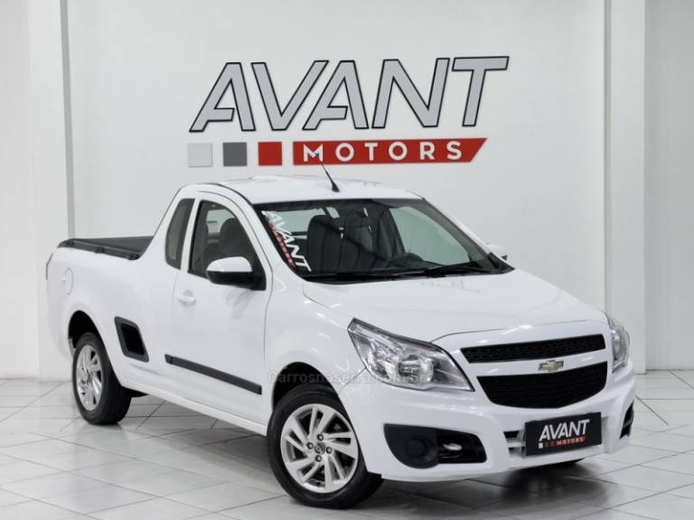 CHEVROLET - MONTANA - 2015/2016 - Branca - R$ 44.900,00