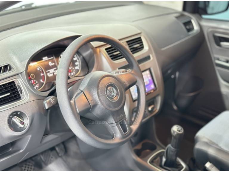 VOLKSWAGEN - FOX - 2014/2014 - Branca - R$ 42.900,00